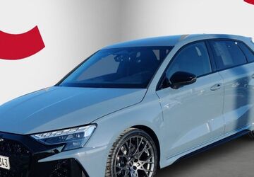 Audi RS3 4.900 km 62.777 &euro; Wackersdorf 92442