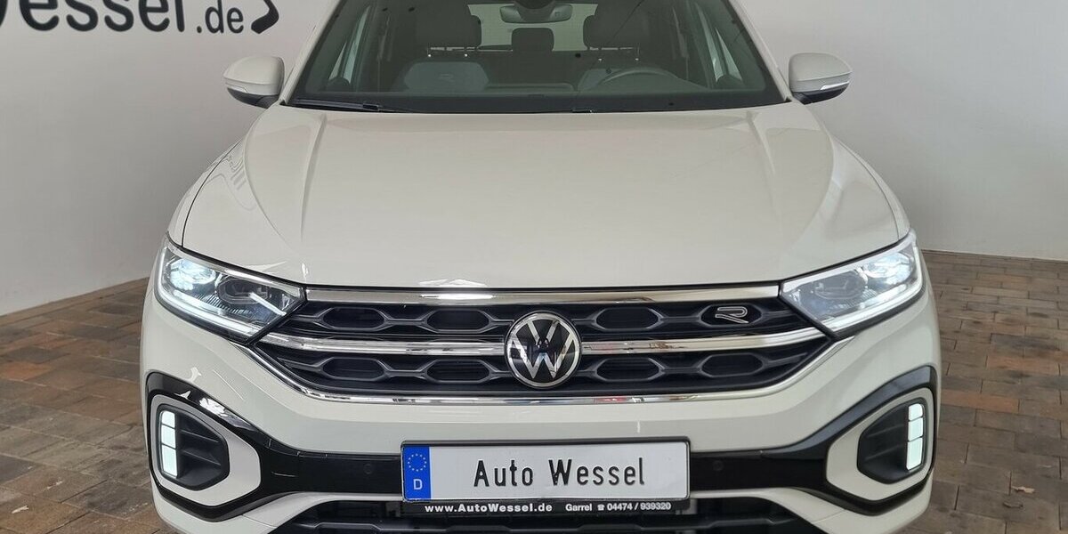 VW T-Roc R-Line 2025 LED-Matrix IQ Kamera VIC DSG 30.400 km 27.500 &euro; Garrel 49681