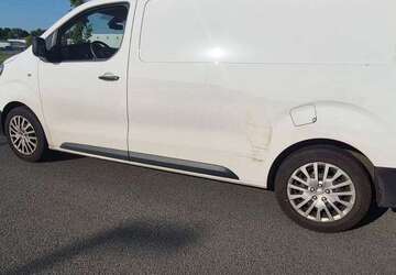 Opel Vivaro 200.000 km 9.900 &euro; Achim 28832