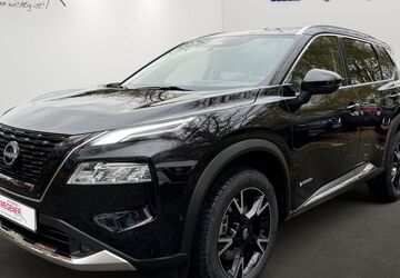 Nissan X-Trail 12.428 km 38.990 &euro; Potsdam 14482