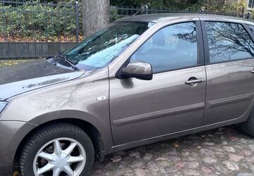 Lada Kalina 123.000 km 2.999 &euro; Petershagen 15370