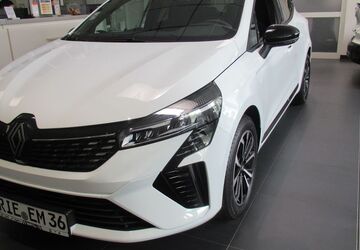 Renault Clio 1.574 km 20.770 &euro; Riesa 01587