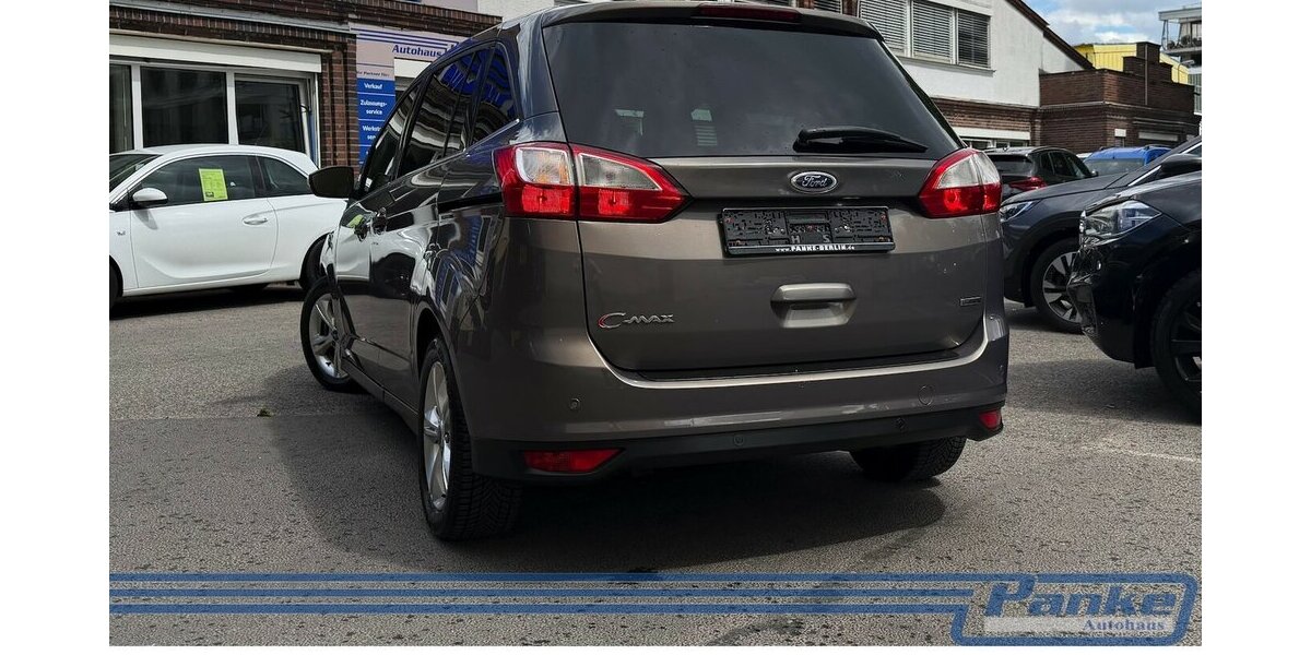 Ford Grand C-Max Champions Edition*SHZ*PDCv+h* 176.659 km 5.280 &euro; Berlin 13187