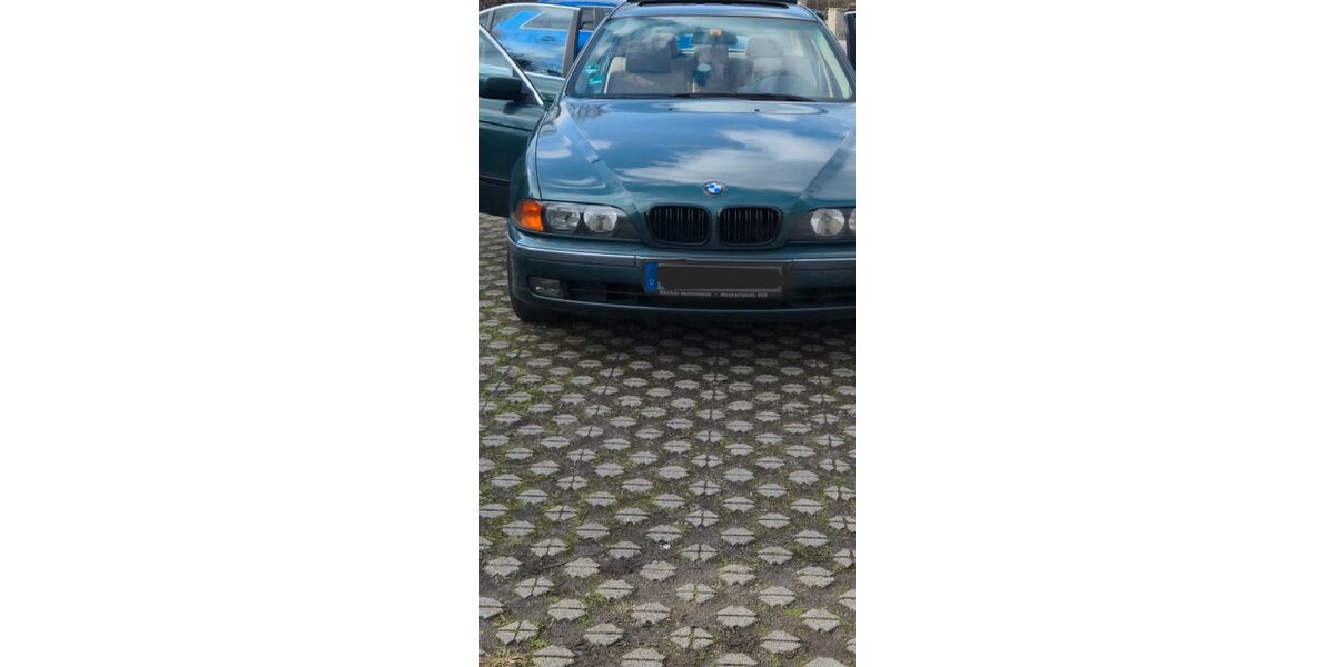 BMW 528 200.120 km 4.490 &euro; Bruchsal 76646