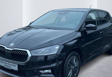 Skoda Fabia 7.396 km 24.888 &euro; Hamburg 22303