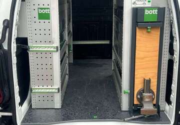 Peugeot Partner 71.020 km 14.990 &euro; München 81825