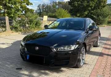 Jaguar XE 160.000 km 10.999 &euro; Offenbach 63069