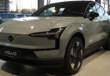 Volvo EX30 9.950 km 37.800 &euro; Berlin Tegel 13509