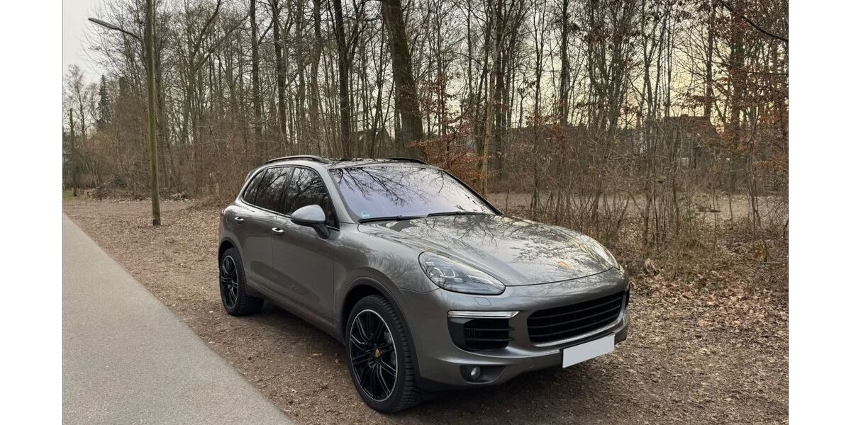 Porsche Cayenne 119.700 km 49.950 &euro; Hamburg 22359