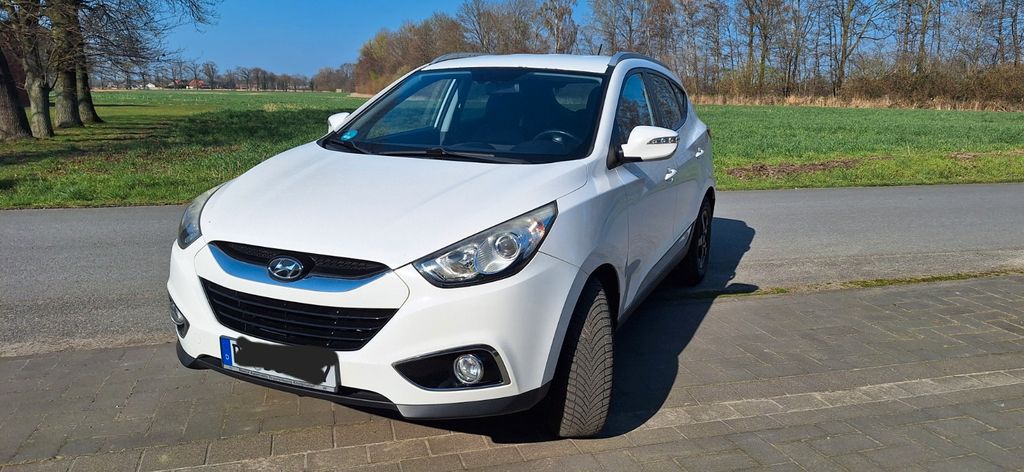 Hyundai ix35 230.000 km 5.900 &euro; Delbrück 33129
