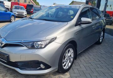 Toyota Auris 89.370 km 17.700 &euro; Karlsburg OT Moeckow 17495