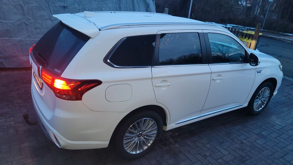 Mitsubishi Outlander 95.000 km 22.900 &euro; Wolfsburg 38448