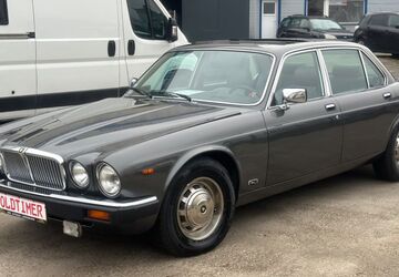 Jaguar XJ 95.000 km 9.900 &euro; Ludwigshafen 67059