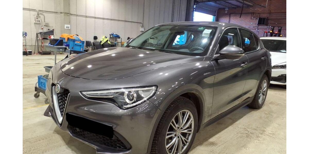 Alfa Romeo Stelvio 182.000 km 17.136 &euro; Kelkheim 65779
