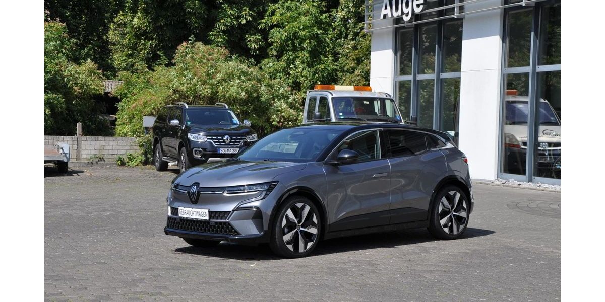 Renault Megane E-TECH 21.986 km 33.900 &euro; Soest 59494