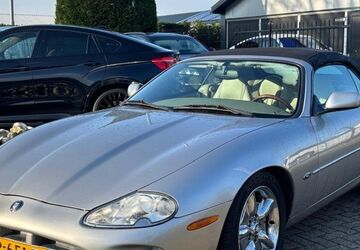 Jaguar XK8 87.349 km 11.950 &euro; Ruinerwold 