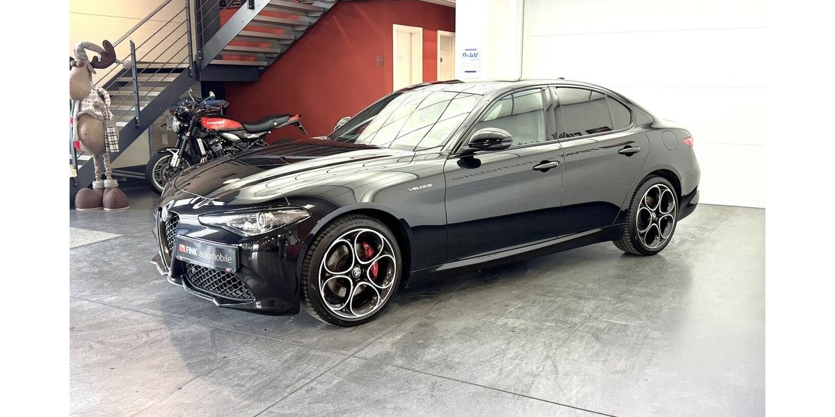 Alfa Romeo Giulia 2.2 D Q4 Veloce Leder Panoramadach 36.700 km 35.790 &euro; Lich 35423