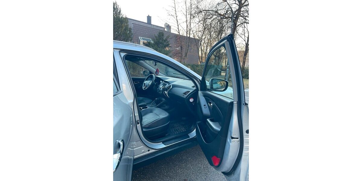 Hyundai ix35 170.000 km 9.590 &euro; München 81925