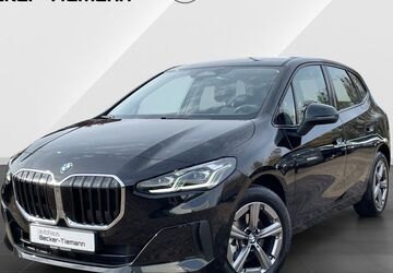 BMW 220 Active Tourer 11.467 km 29.903 &euro; Stadthagen 31655