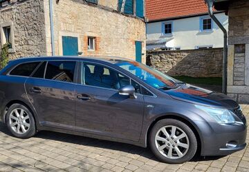 Toyota Avensis 190.000 km 5.500 &euro; Sulzdorf 97232