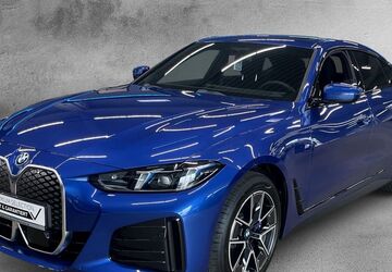 BMW i4 9.800 km 55.603 &euro; Krefeld 47800