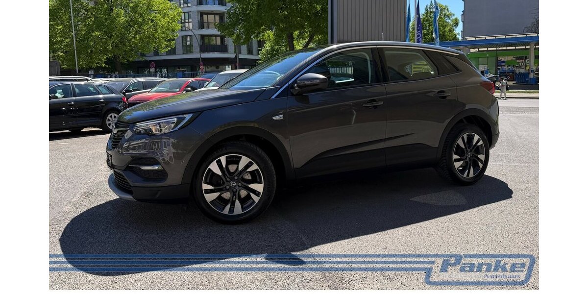 Opel Grandland Innovation*AHK*E-Koffer*Pano*Car-Play* 169.817 km 11.480 &euro; Berlin 13187