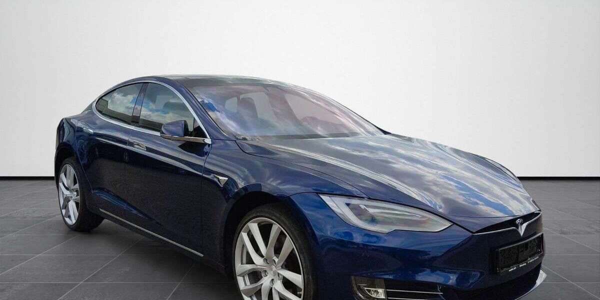 Tesla Model S 72.999 km 30.999 &euro; Wittenburg 19243