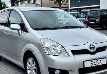 Toyota Corolla Verso 137.000 km 5.999 &euro; Marl 45772