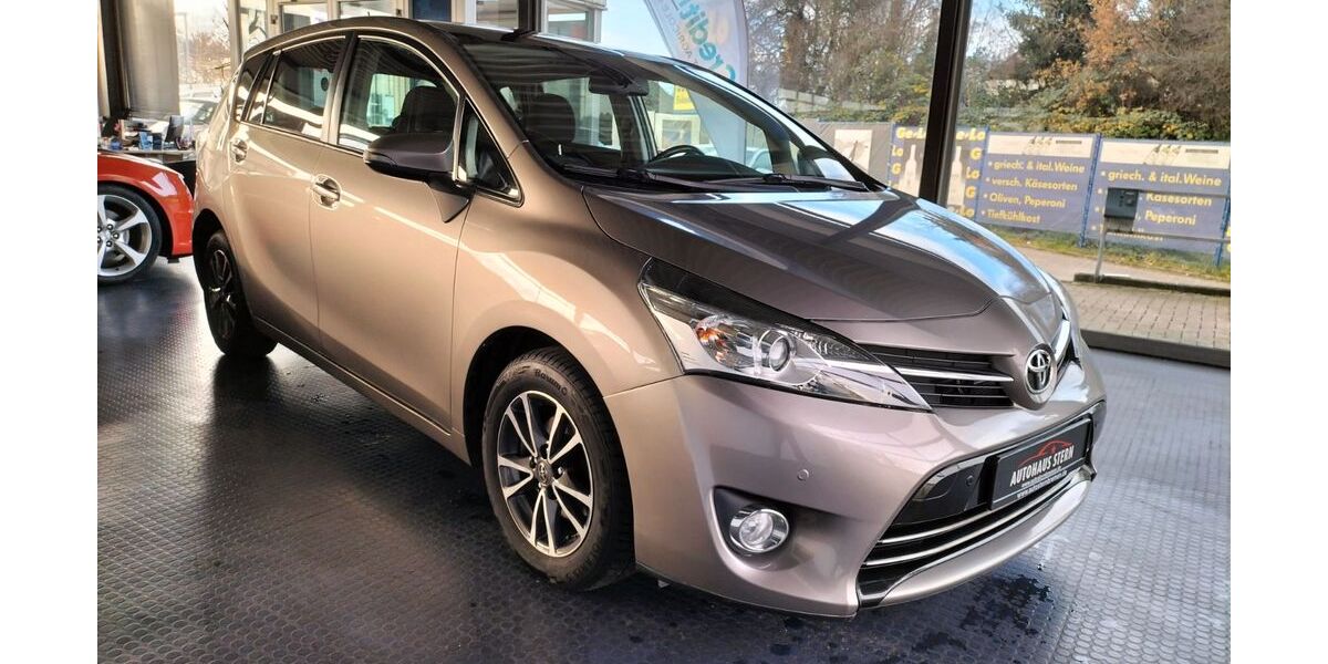 Toyota Verso 117.000 km 10.900 &euro; Bremen 28201