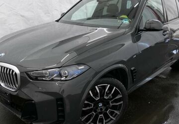 BMW X5 3.200 km 79.830 &euro; Paderborn 33100