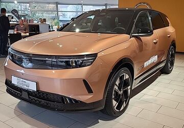 Opel Grandland (X) 16.900 km 36.470 &euro; Neustadt 01844