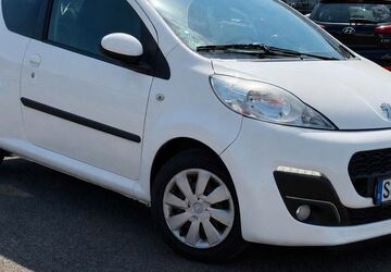 Peugeot 107 164.000 km 3.250 &euro; Winterbach 73650