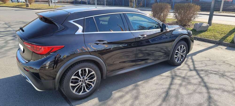 INFINITI QX30 162.300 km 14.490 &euro; Zwickau, Stadt, Hochschulstadt 08056