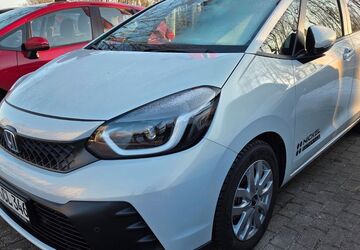 Honda Jazz 3.000 km 27.900 &euro; Hoppegarten OT Hönow 15366