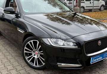 Jaguar XF 174.550 km 14.390 &euro; Offenbach 63071