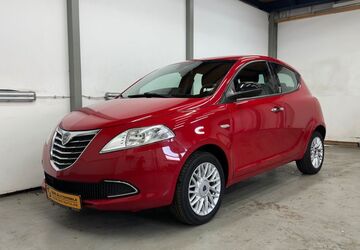 Lancia Ypsilon 92.000 km 5.999 &euro; Geretsried bei München 82538