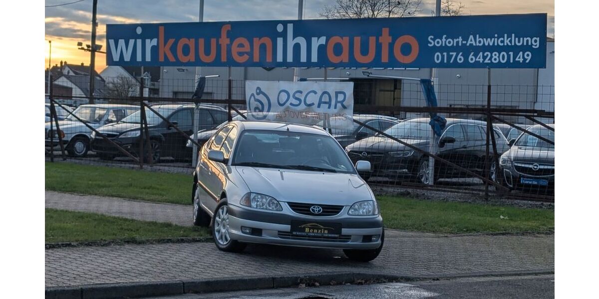 Toyota Avensis 159.000 km 2.499 &euro; Kempen 47906