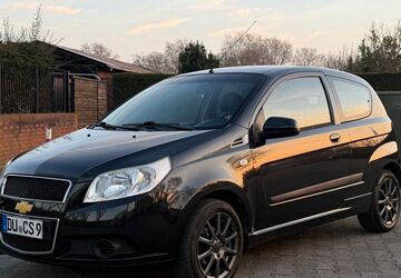 Chevrolet Aveo 178.500 km 2.000 &euro; Duisburg 47179