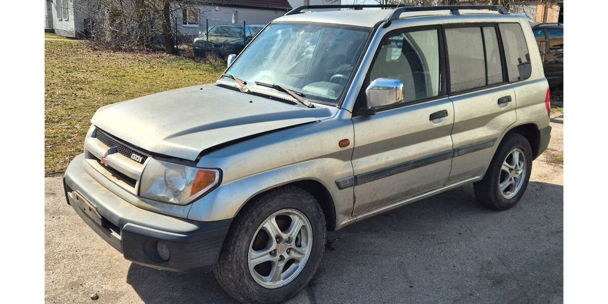 Mitsubishi Pajero 223.000 km 1.299 &euro; Löwenberger Land OT Teschendorf 16775