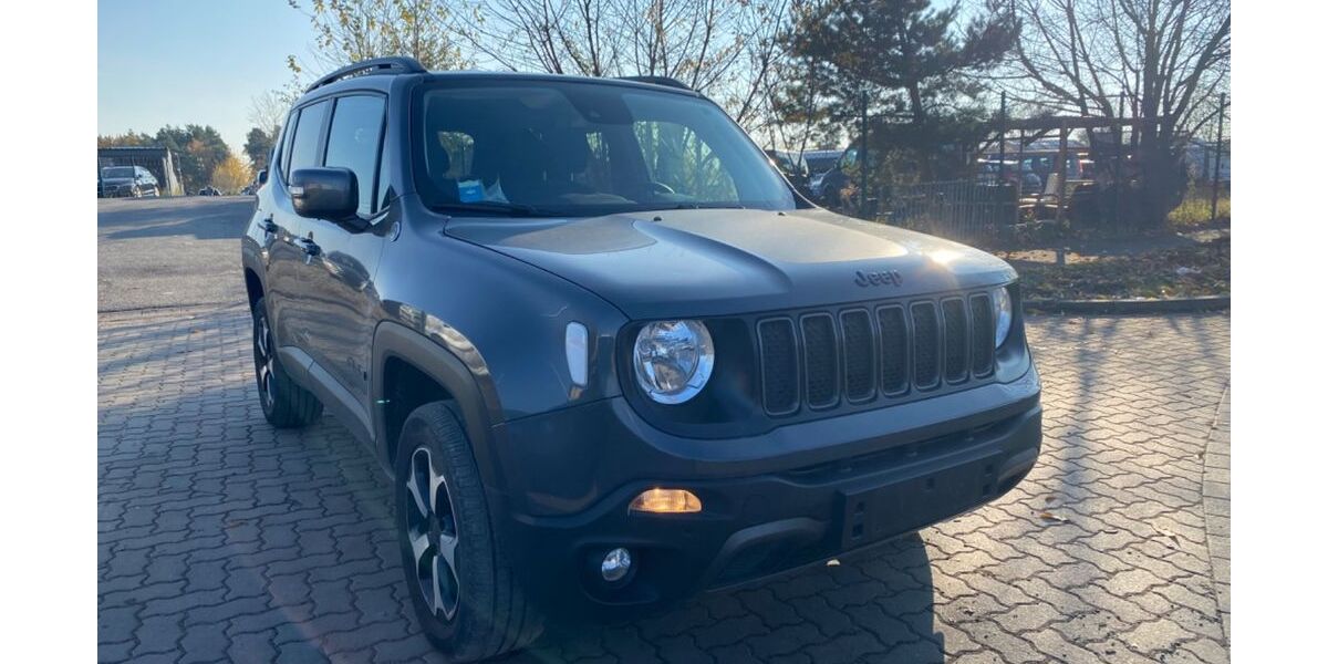 Jeep Renegade 109.000 km 13.500 &euro; Mittenwalde 15749