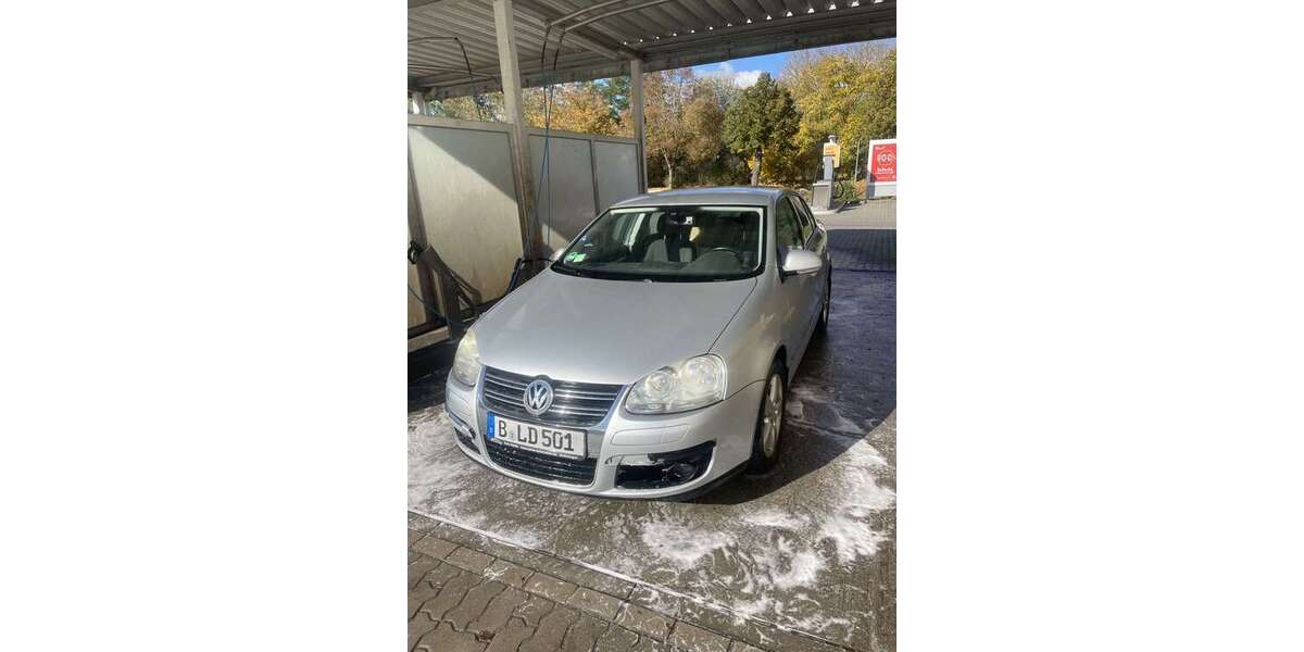 VW Jetta 241.795 km 1.700 &euro; Berlin 10589