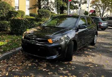 Kia Rio 56.200 km 9.100 &euro; mannheim 68309