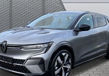 Renault Megane E-TECH 2.900 km 32.990 &euro; Overath 51491