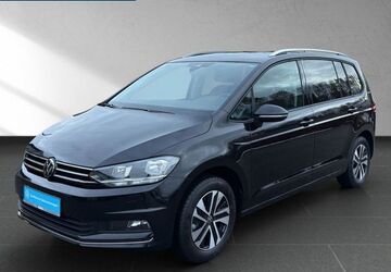 VW Touran 1.011 km 37.990 &euro; Schleswig 24837
