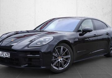 Porsche Panamera 7.900 km 141.900 &euro; Emsbüren 48488