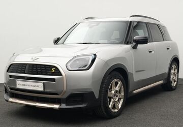 Mini Countryman SE (Cooper) 19.307 km 38.205 &euro; 