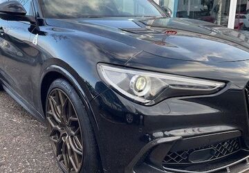Alfa Romeo Stelvio 17.542 km 71.990 &euro; Villingen-Schwenningen 78052