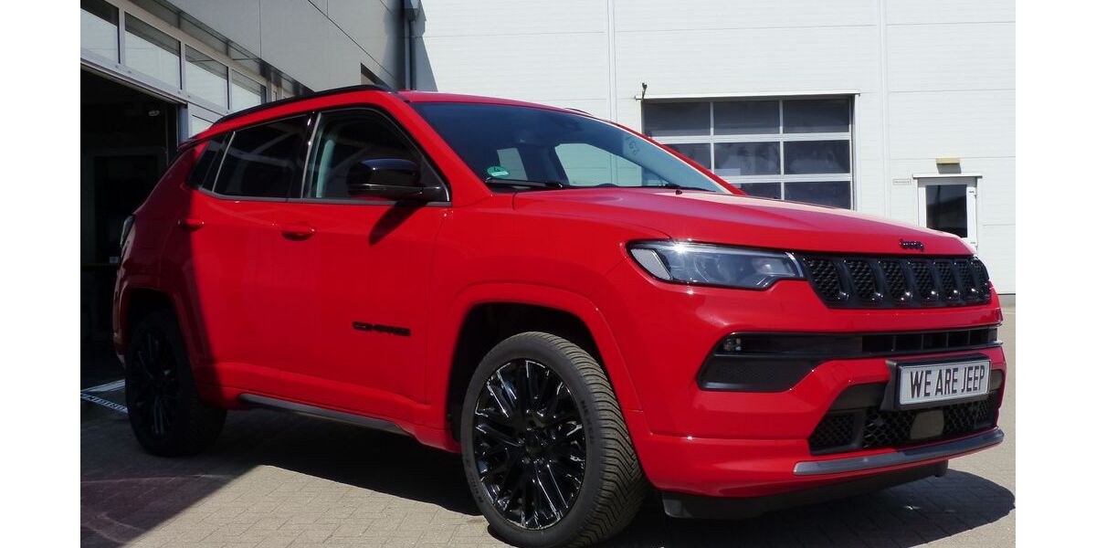 Jeep Compass 44.800 km 26.980 &euro; Neumünster 24539