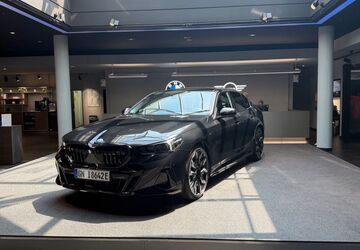 BMW 550 1.800 km 84.700 &euro; Maintal 63477