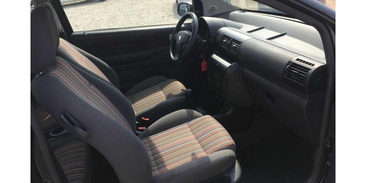 VW Fox Breitreifen auf 17 Zoll Alu! Tüv 06/27! 150.000 km 2.999 &euro; Himmelkron 95502